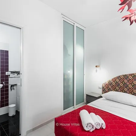 House&villas - Casa Octavia *
